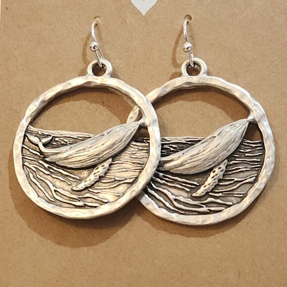 Gorgeous Whale Earrings in Pewter Tone - Picture 2 of 7